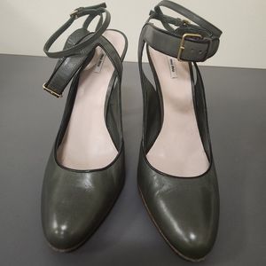 Miu Miu Green and Black Edge Trim Strappy Sandals Sz 40.5/10